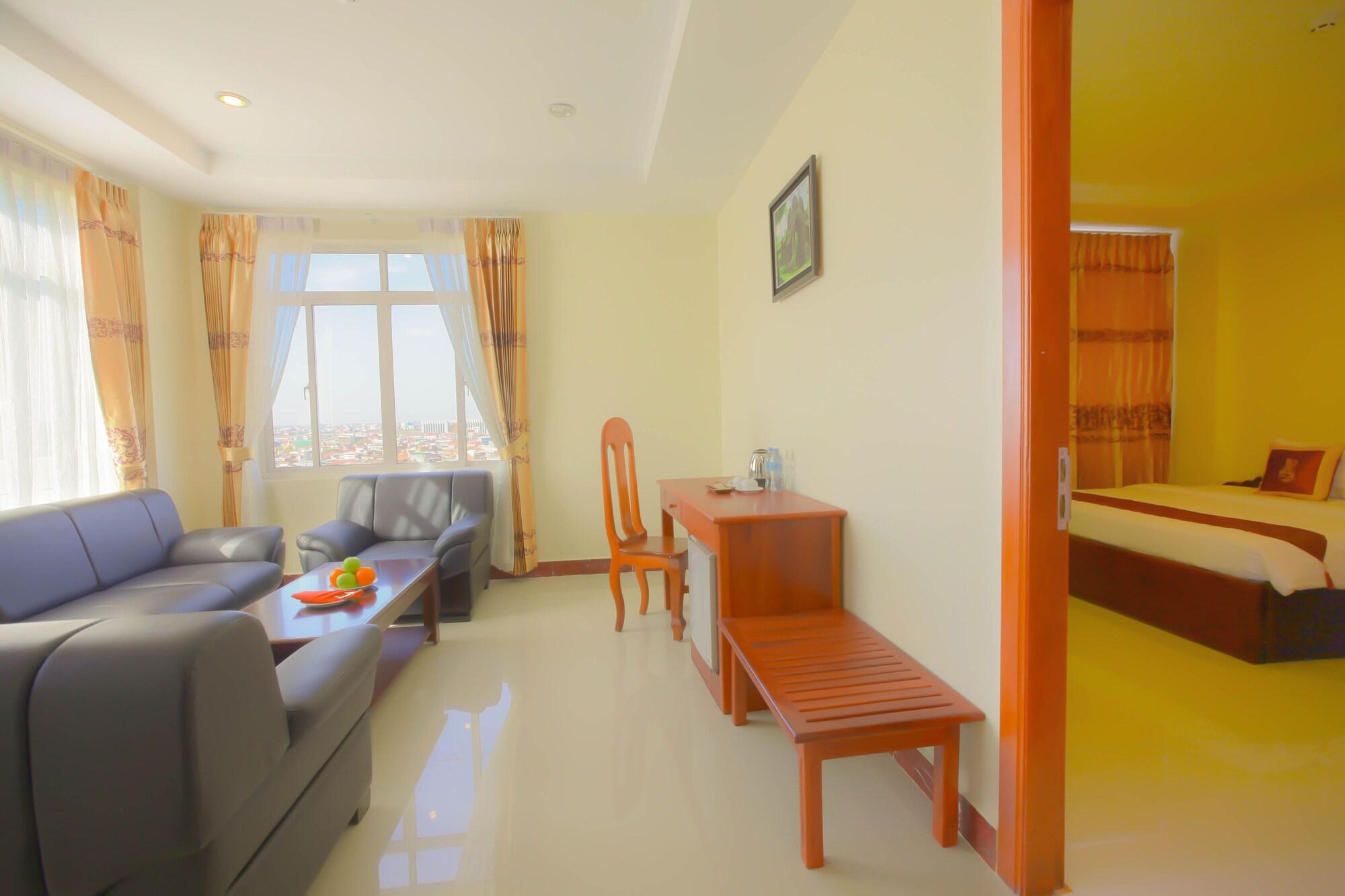 Kirirom Crystal Hotel Phnom Penh Bagian luar foto