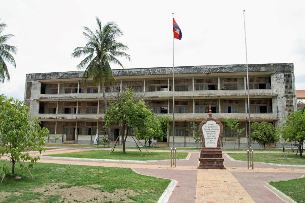 Kirirom Crystal Hotel Phnom Penh Bagian luar foto