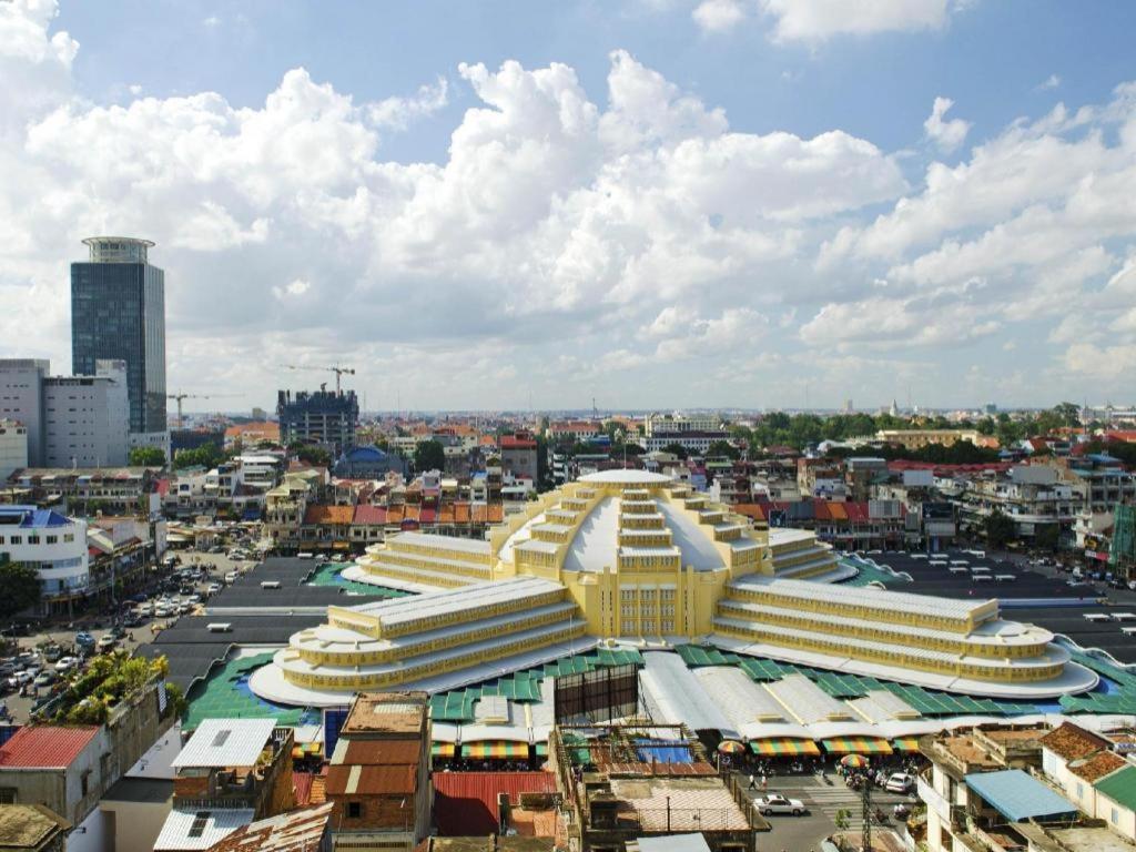 Kirirom Crystal Hotel Phnom Penh Bagian luar foto