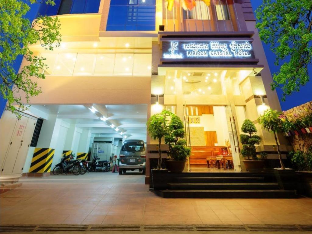 Kirirom Crystal Hotel Phnom Penh Bagian luar foto