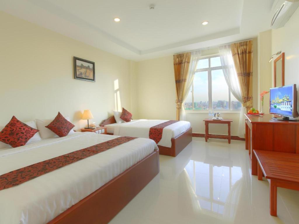 Kirirom Crystal Hotel Phnom Penh Bagian luar foto