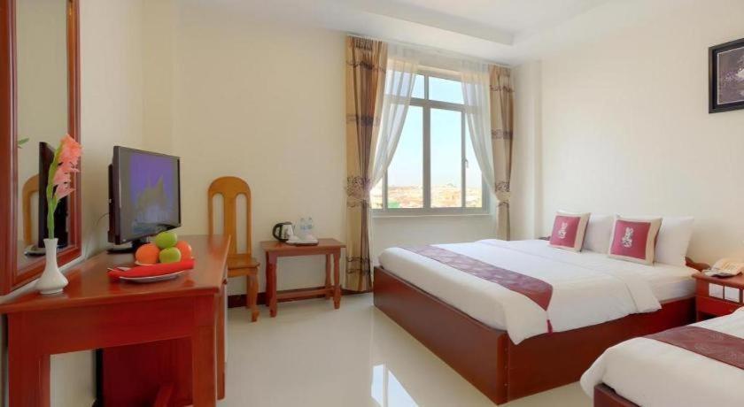 Kirirom Crystal Hotel Phnom Penh Bagian luar foto